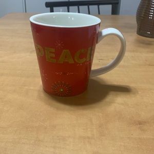 Starbucks Holiday 2006 Peace Mug